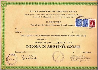 Assistente Sociale Dottoressa Pensieri In Liberta Di C C Co